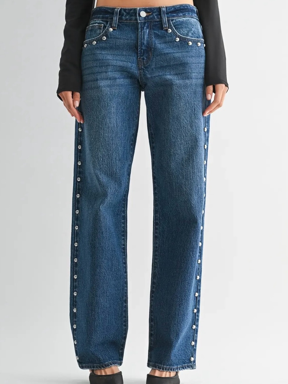 JBD | Low Rise Studded Baggy Jean
